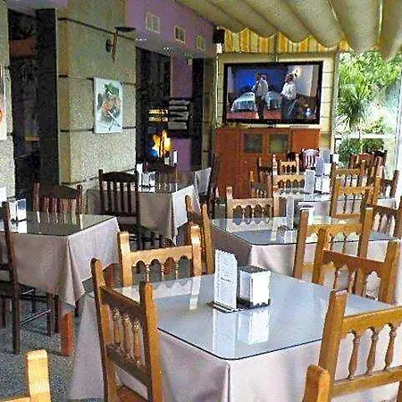 Hotel Puente