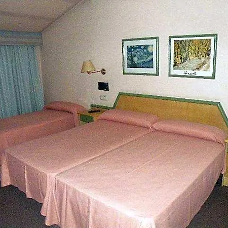 Hotel Puente