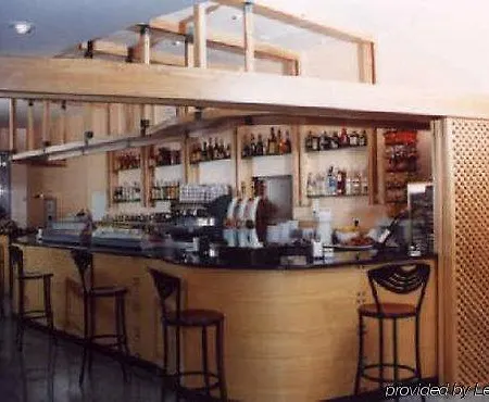Hotel Puente 2*