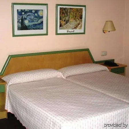Puente Hotell 2*