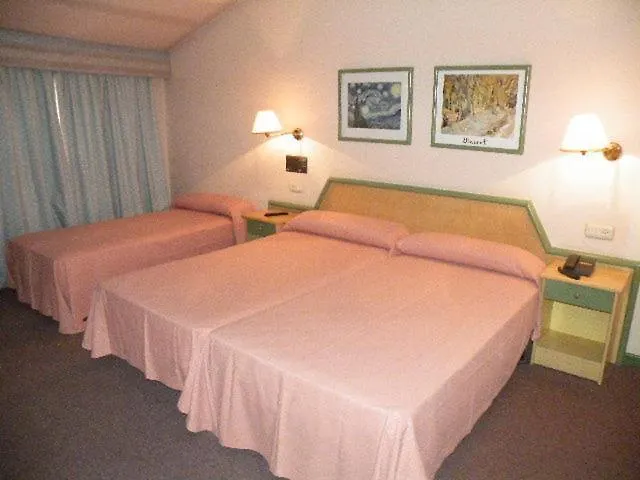 普恩特罗马旅馆